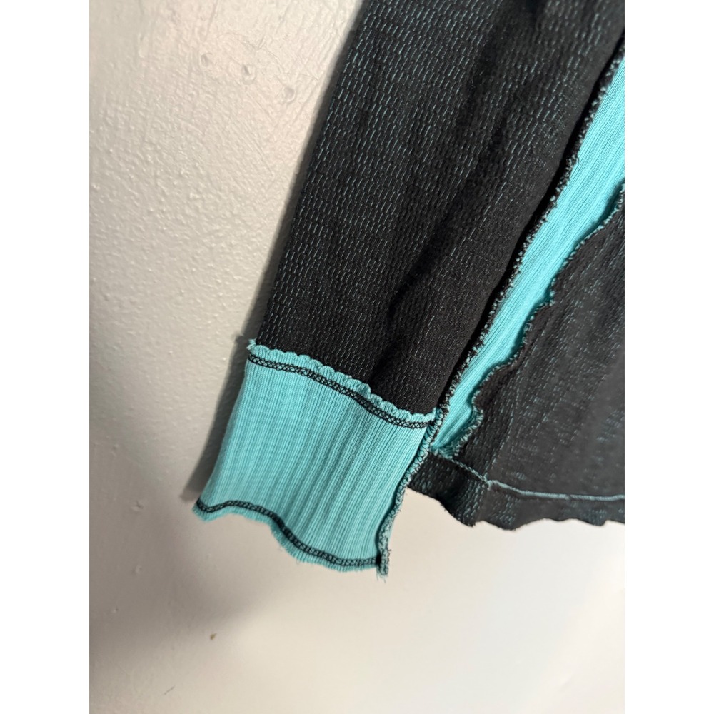 Sinful by Affliction Y2K Thermal Reversible Glitter Heart Turquoise & black top - Picture 13 of 16